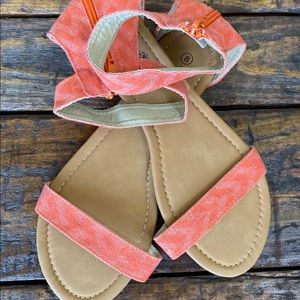 Dainty Summer Sandals -NEW!
